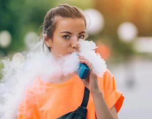 电子烟使用可能增加青少年哮喘风险