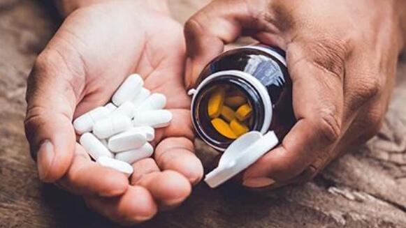 日常多种维生素或有助于减缓老年人大脑衰老速度